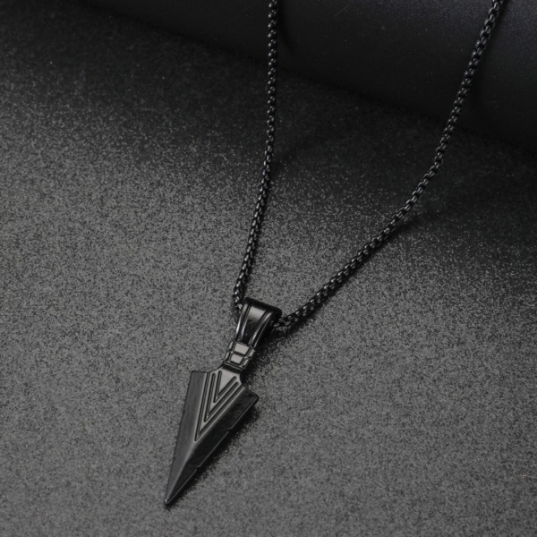 Black Arrowhead Vanguard Pendant